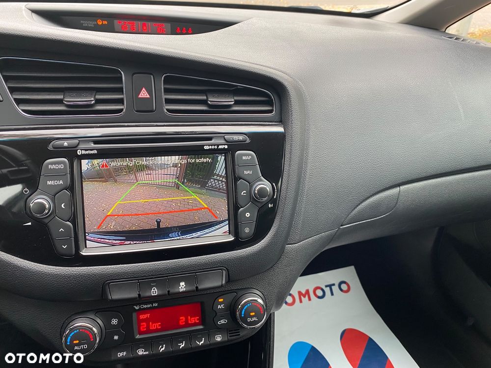 Kia Ceed 1.6 GDI Dream Team Edition - 7