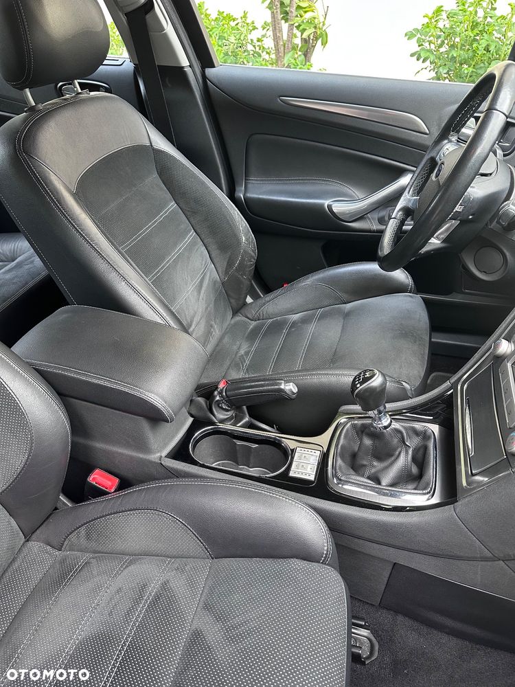 Ford Mondeo 2.5 Titanium X - 10