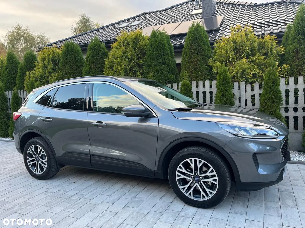 Ford Kuga 1.5 EcoBoost 4x4 Titanium - 3