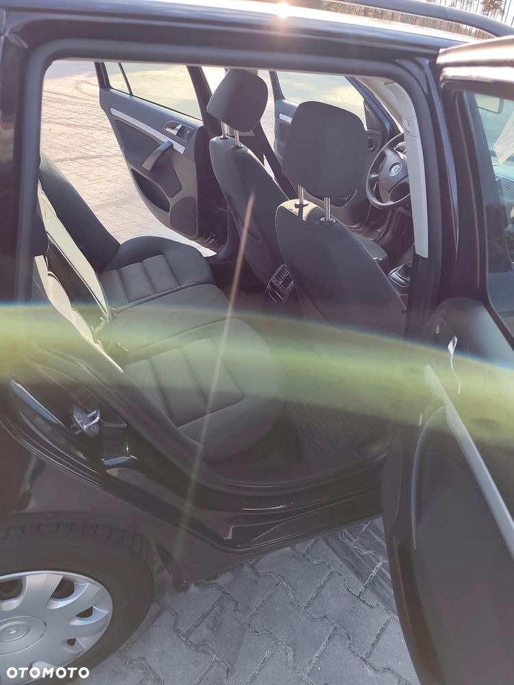 Skoda Octavia 1.6 FSI Ambiente - 12