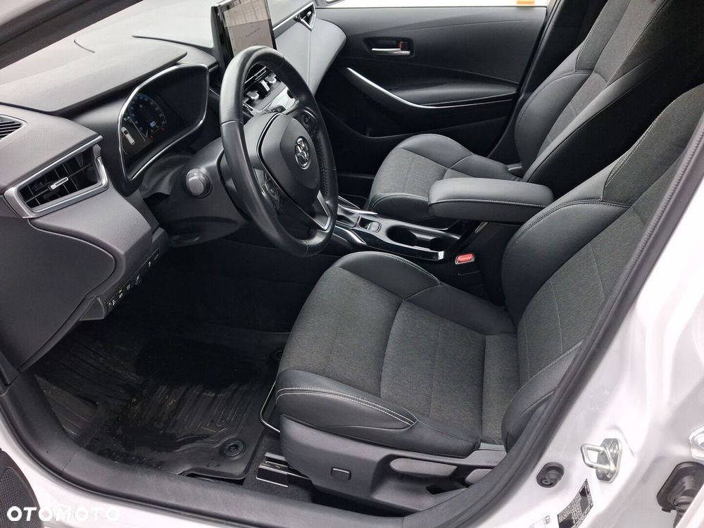Toyota Corolla 1.8 Hybrid Style - 16