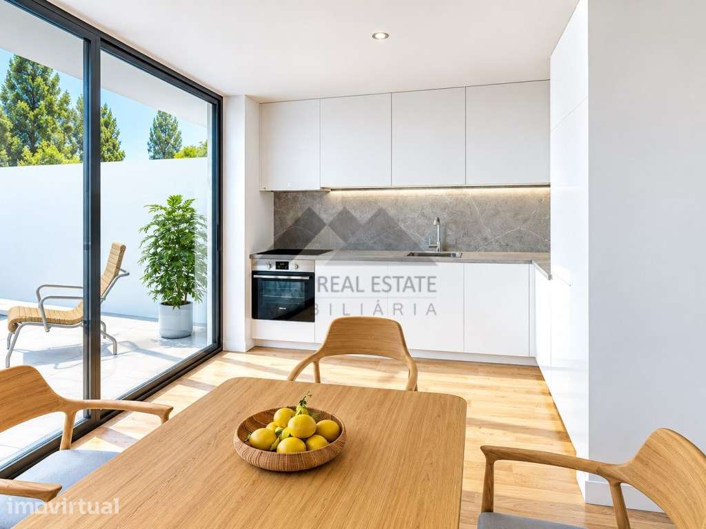 Moradia Triplex T3 nova com piscina privada a 15 min a pé da praia ... - Grande imagem: 3/14
