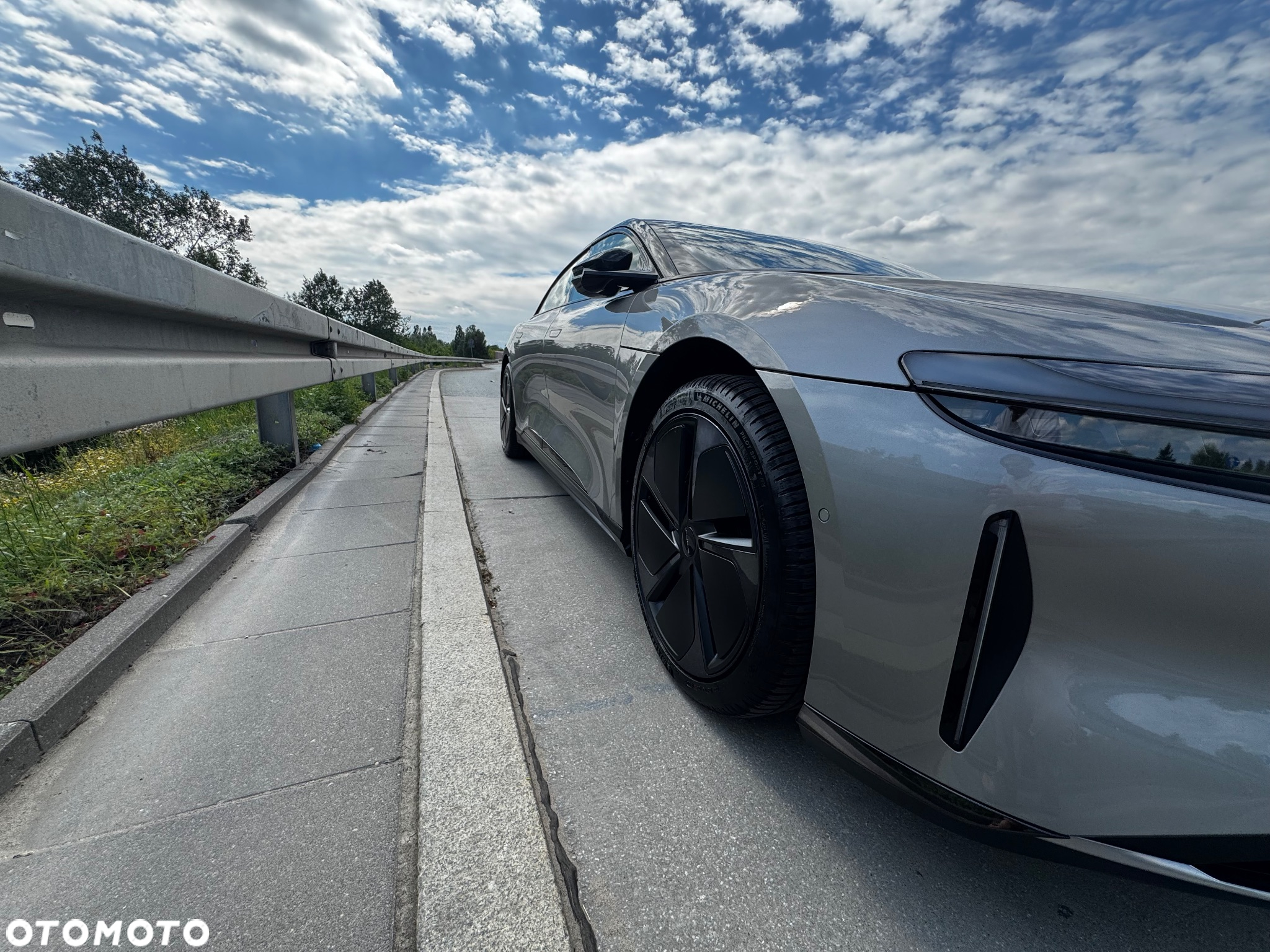 Lucid Air - 6