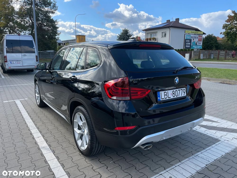BMW X1 xDrive18d xLine - 4