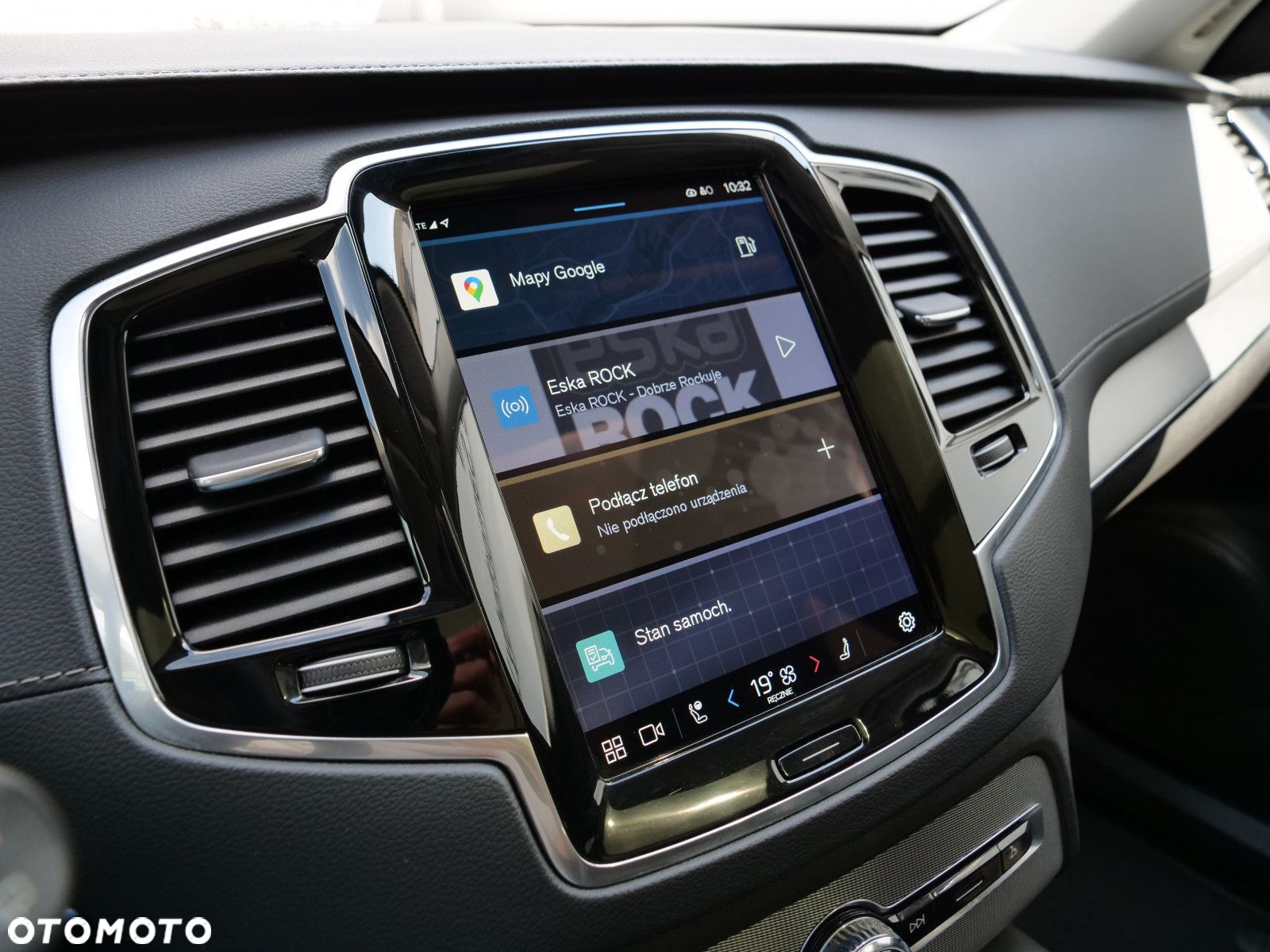 Volvo XC 90 - 22
