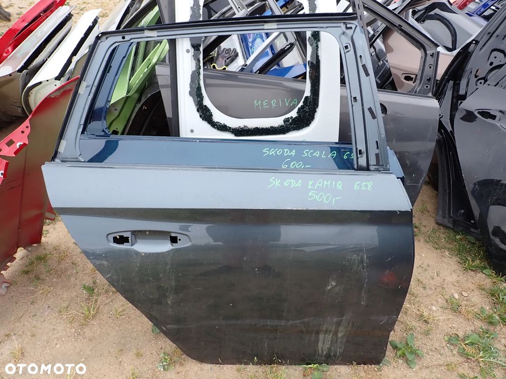 SKODA KAMIQ 658 DRZWI PRAWY TYŁ - 1