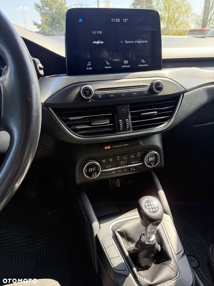 Ford Focus 1.5 EcoBoost Titanium - 13