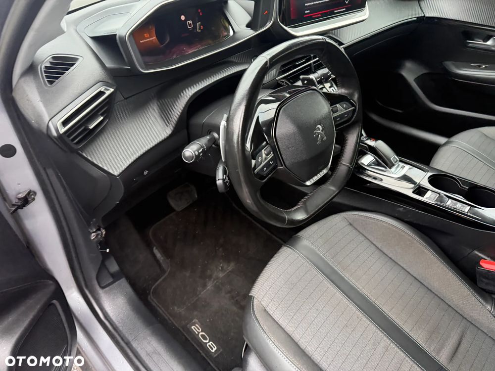 Peugeot 208 1.2 PureTech Allure Pack S&S EAT8 - 17