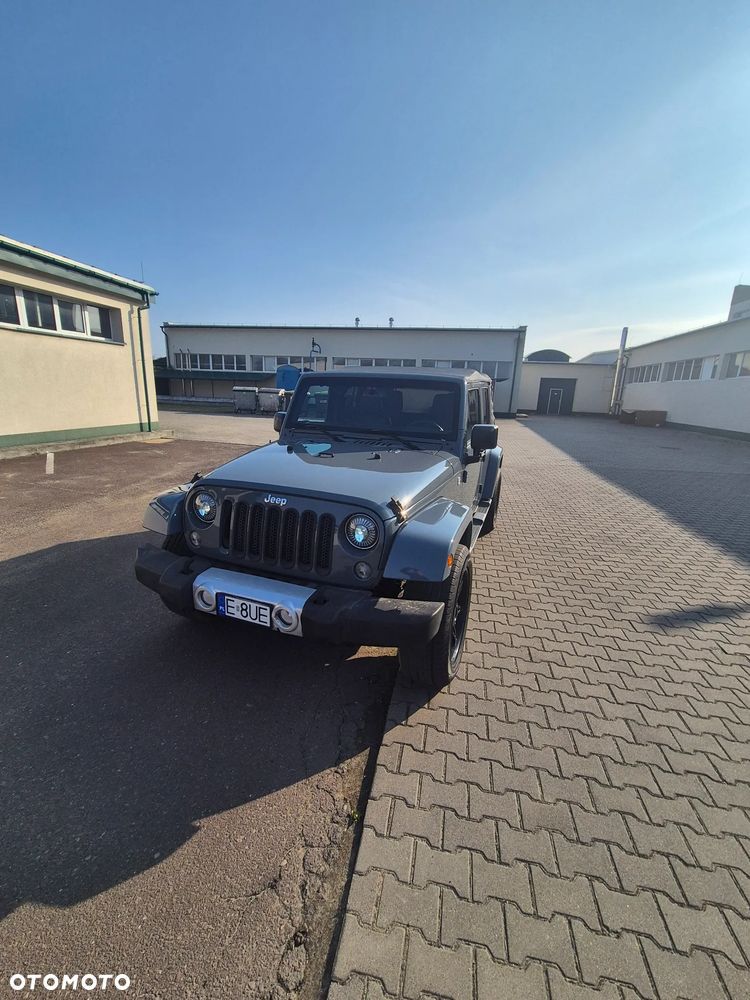 Jeep Wrangler 3.6 Unlim Sahara - 14