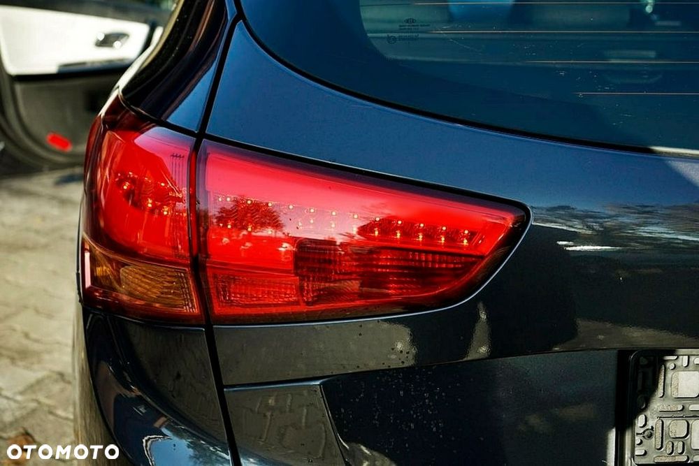 Kia Ceed - 14