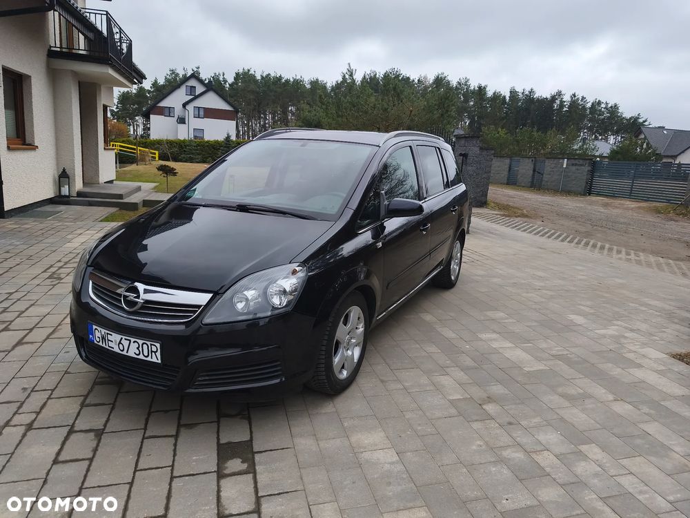 Opel Zafira - 1