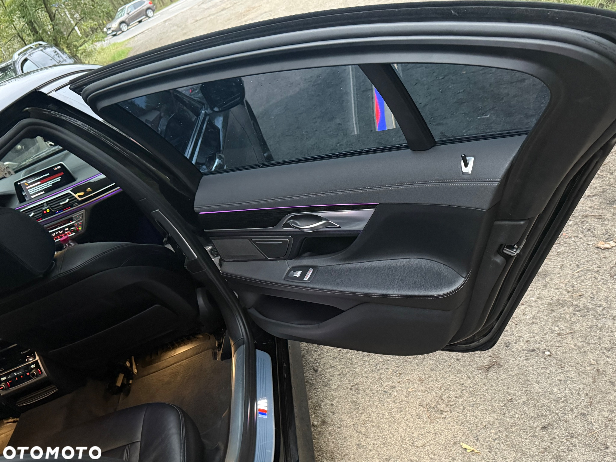 BMW Seria 7 740Li - 15