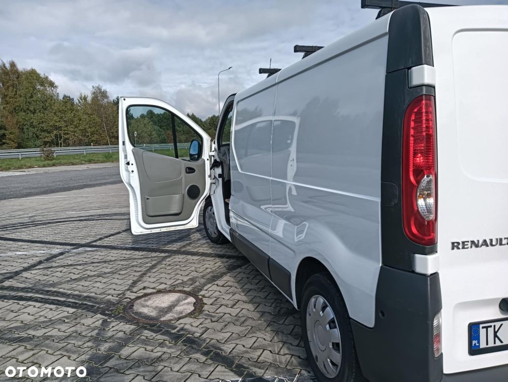 Renault Trafic - 16