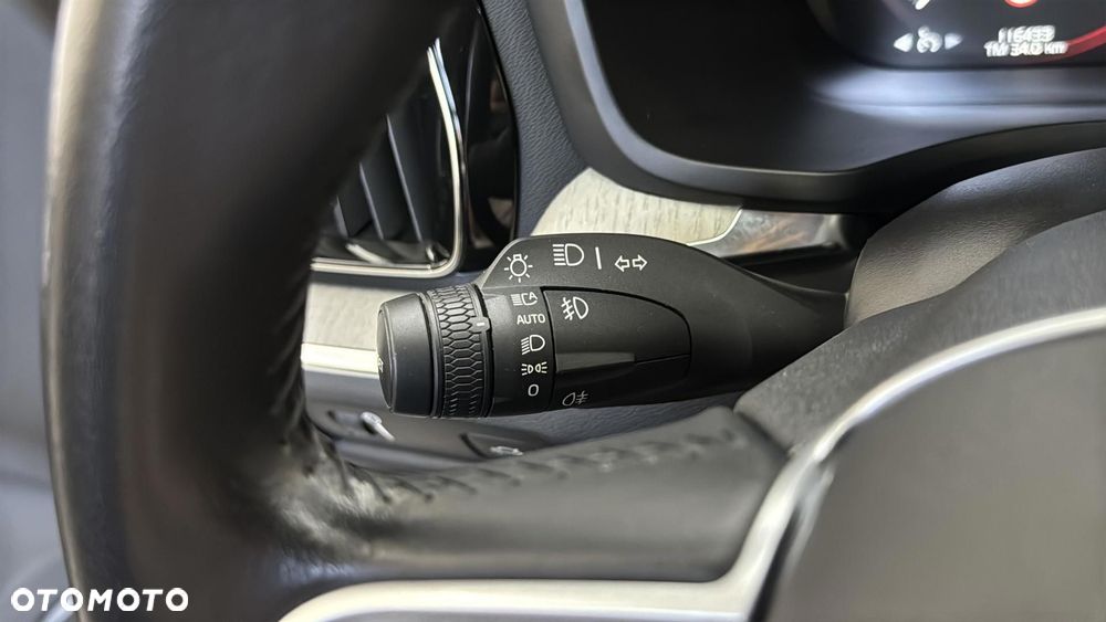 Volvo V60 B3 B Inscription - 29