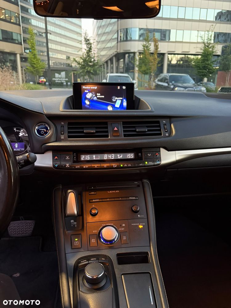 Lexus CT 200h Elite EU6 - 3