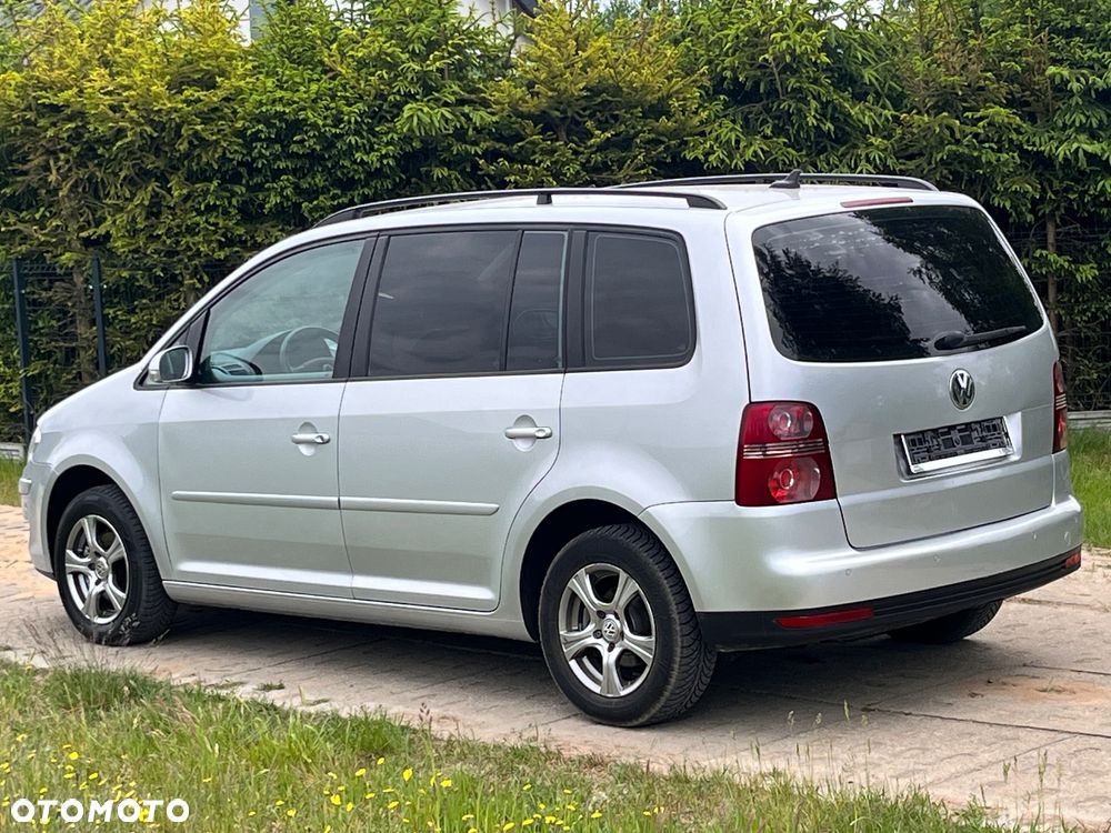 Volkswagen Touran 1.9 TDI DSG Trendline - 33