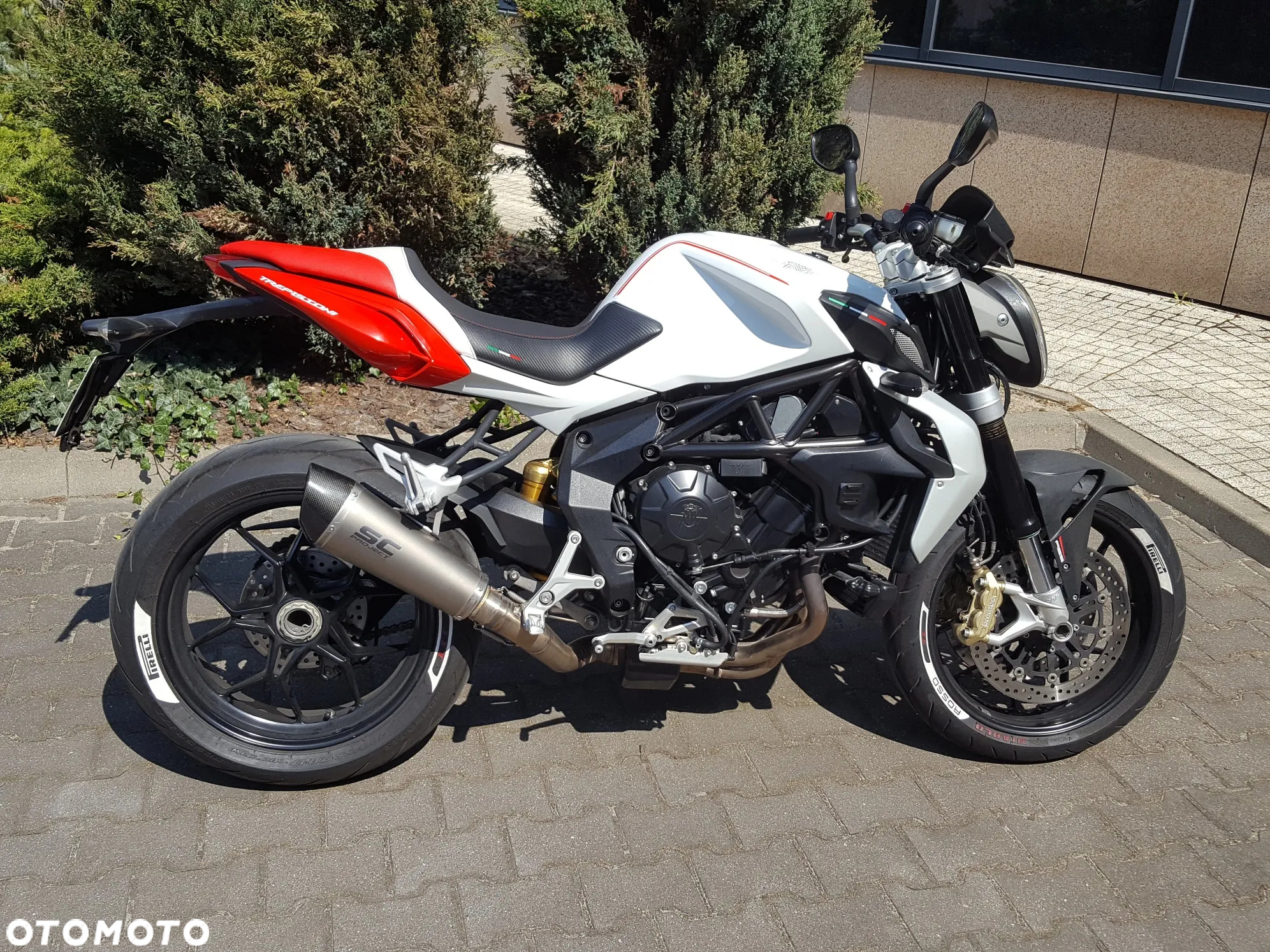 MV AGUSTA Brutale - 5