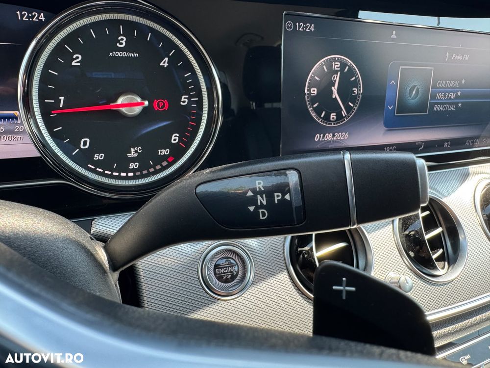 Mercedes-Benz E - 26