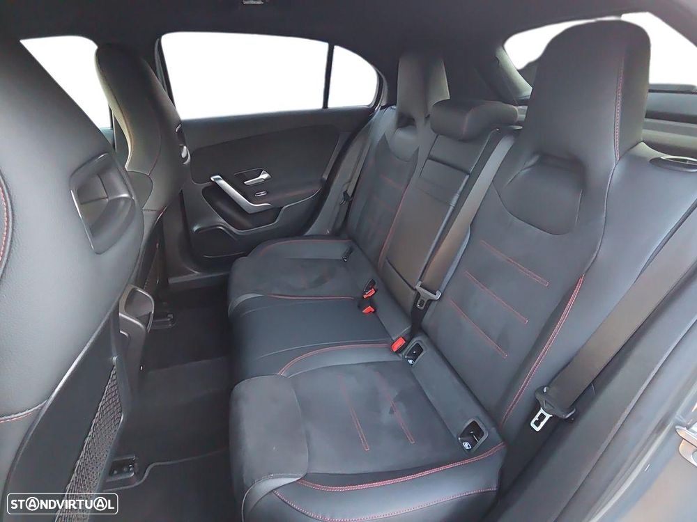 Mercedes-Benz A 180 d 8G-DCT AMG Line - 24