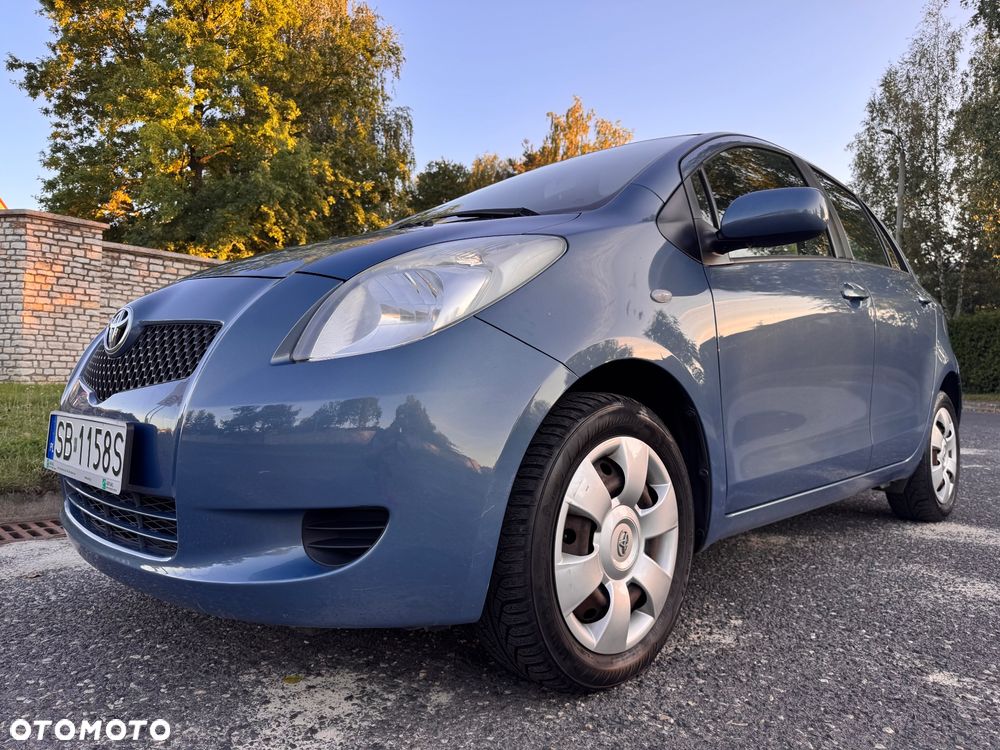 Toyota Yaris 1.0 Terra - 8