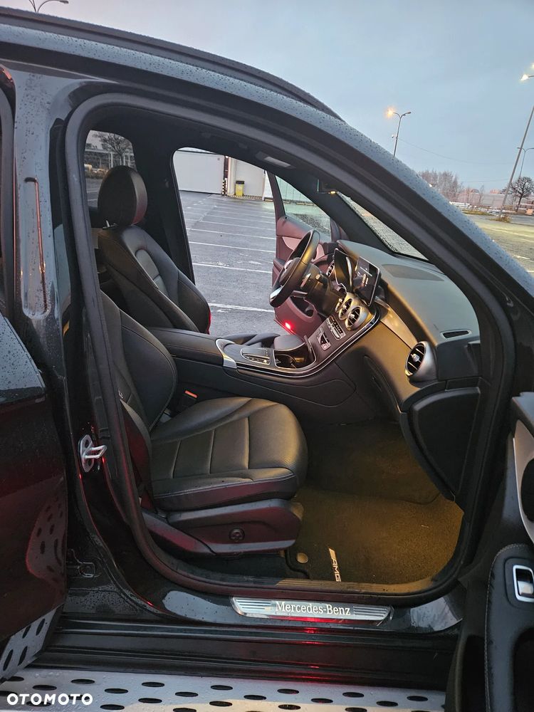 Mercedes-Benz GLC - 4
