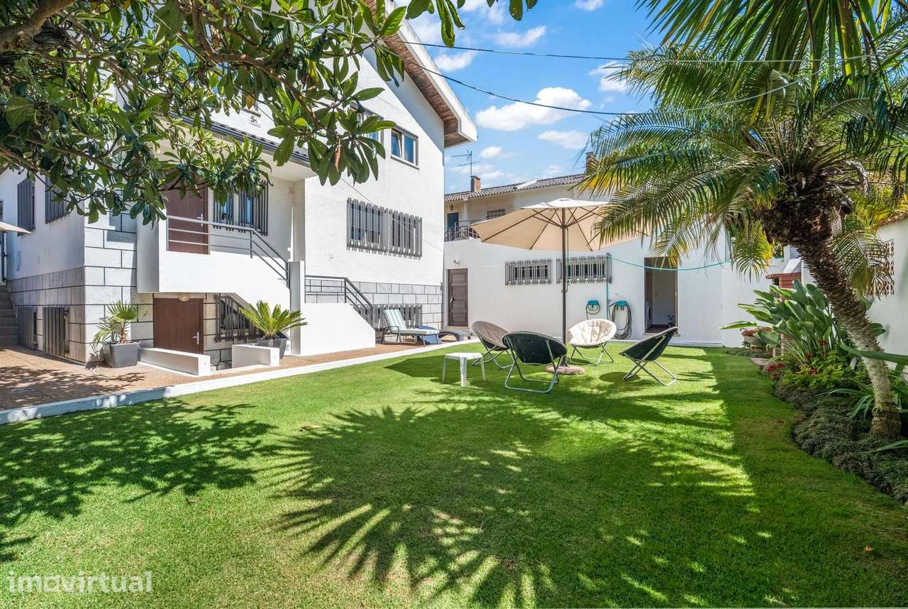 Moradia T4 com jardim, Nova Oeiras, Oeiras - Grande imagem: 5/49