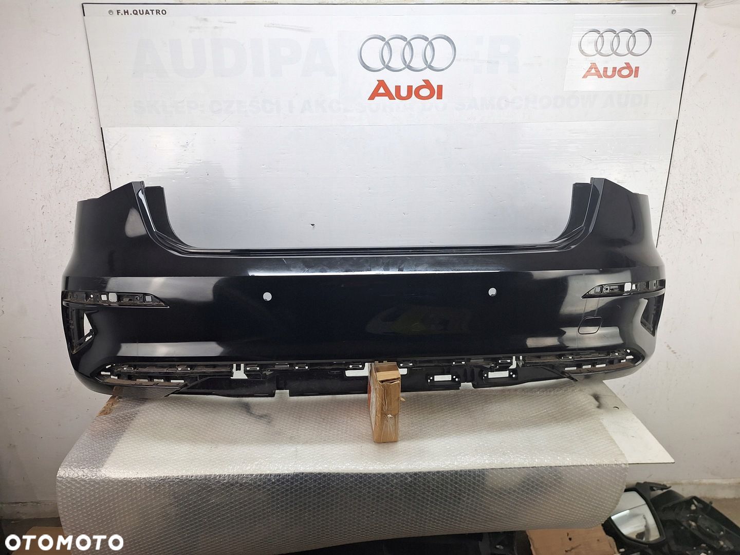 ZDERZAK AUDI A3 8Y4 8Y 8Y0 SPORTBACH HB 2018-2024 ORYGINAŁ OE ASO TYŁ 6XPDC - 1