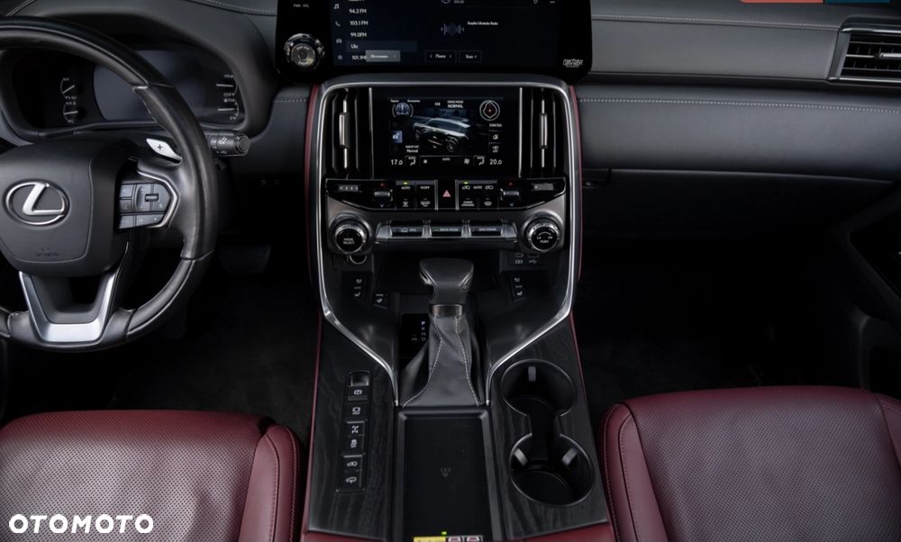 Lexus LX - 13