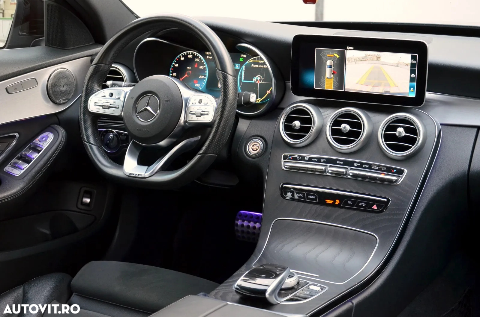 Mercedes-Benz C - 3