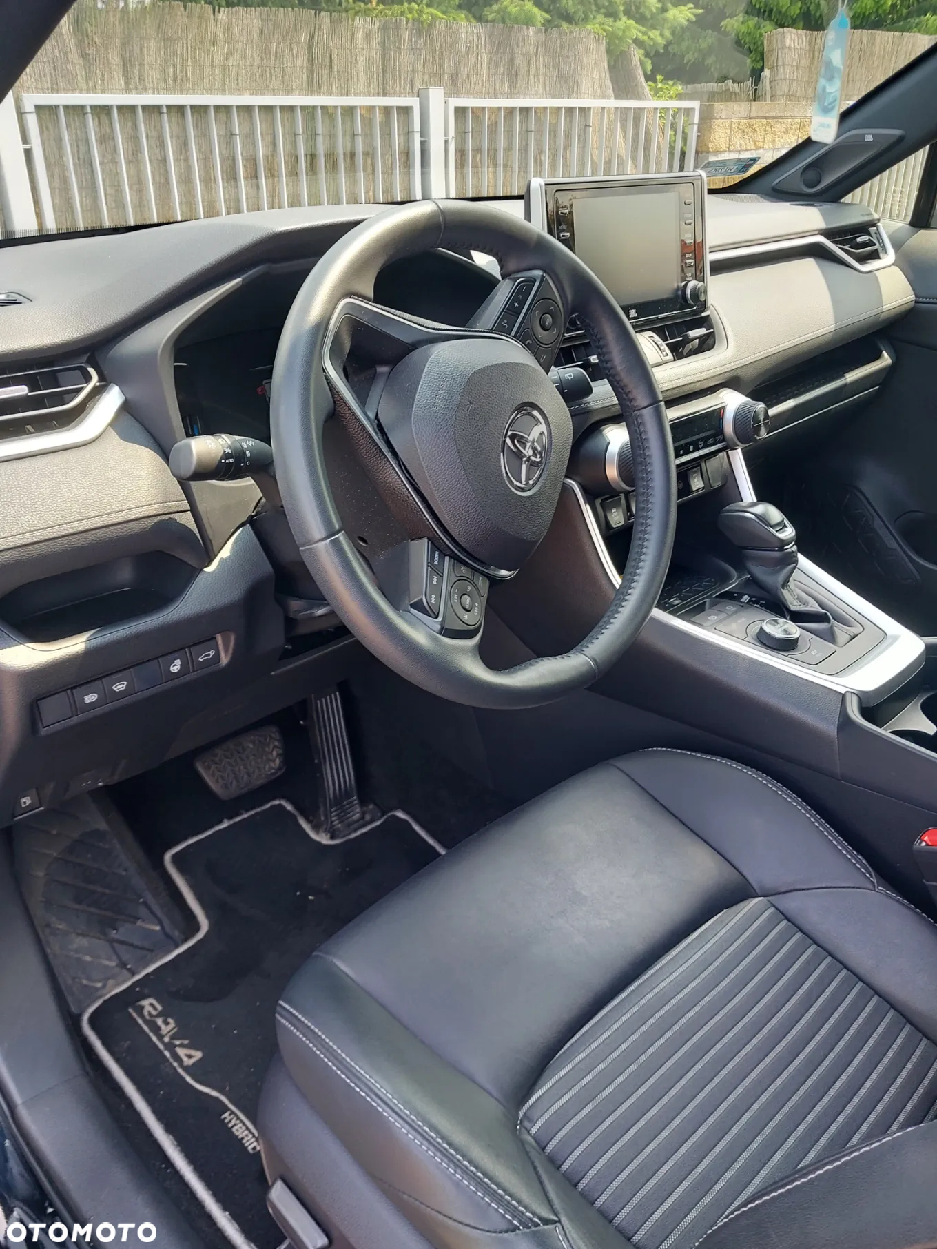 Toyota RAV4 - 7