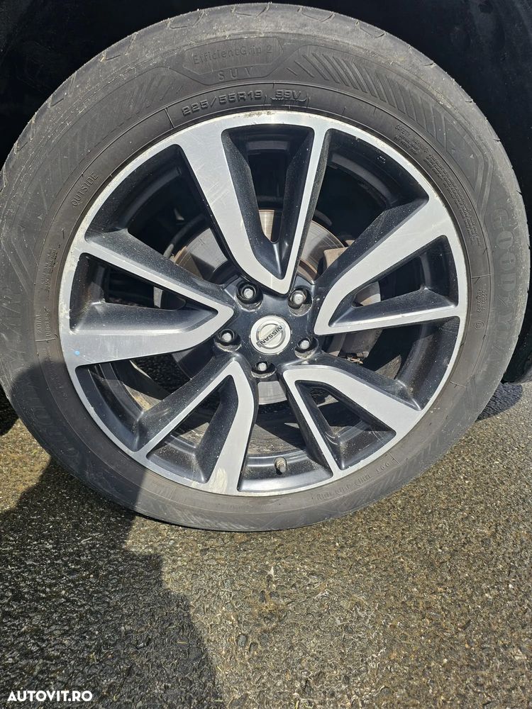 Nissan X-Trail - 8