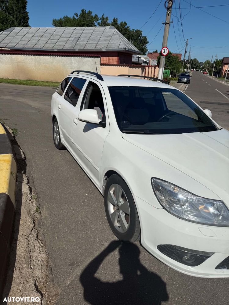 Skoda Octavia 2.0 TDI RS DSG - 3