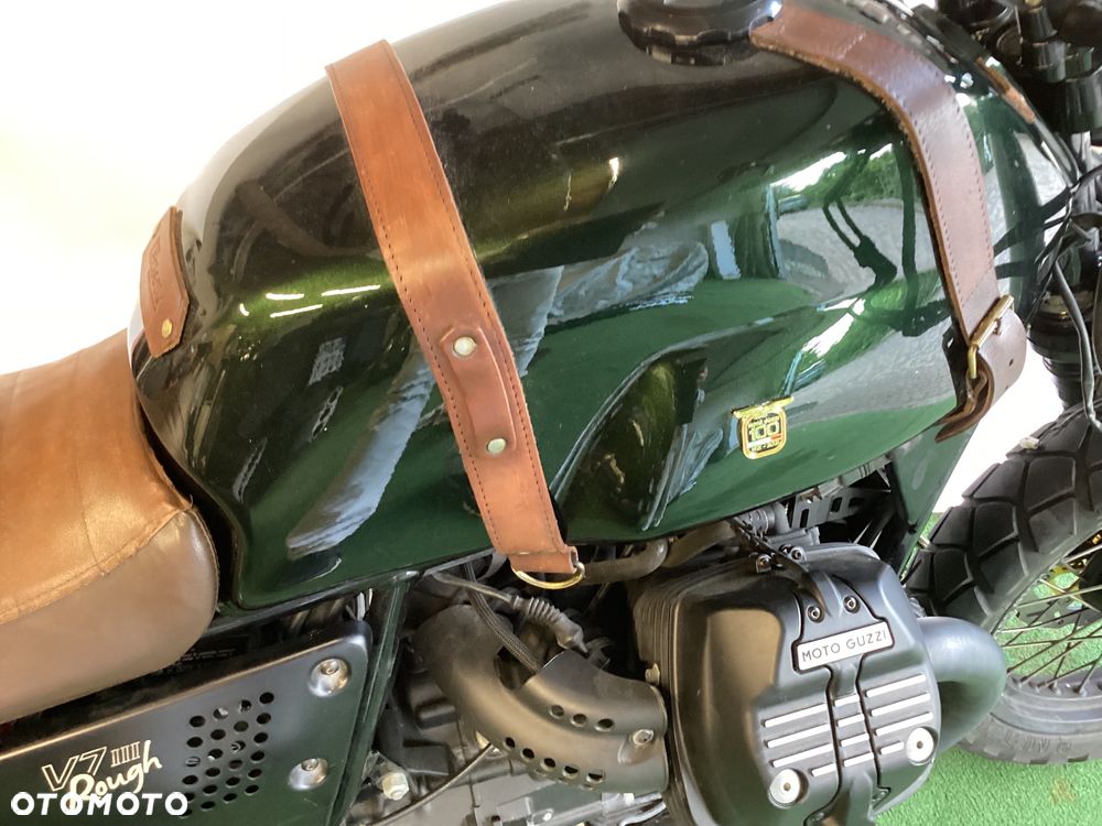 Moto Guzzi V7 - 6