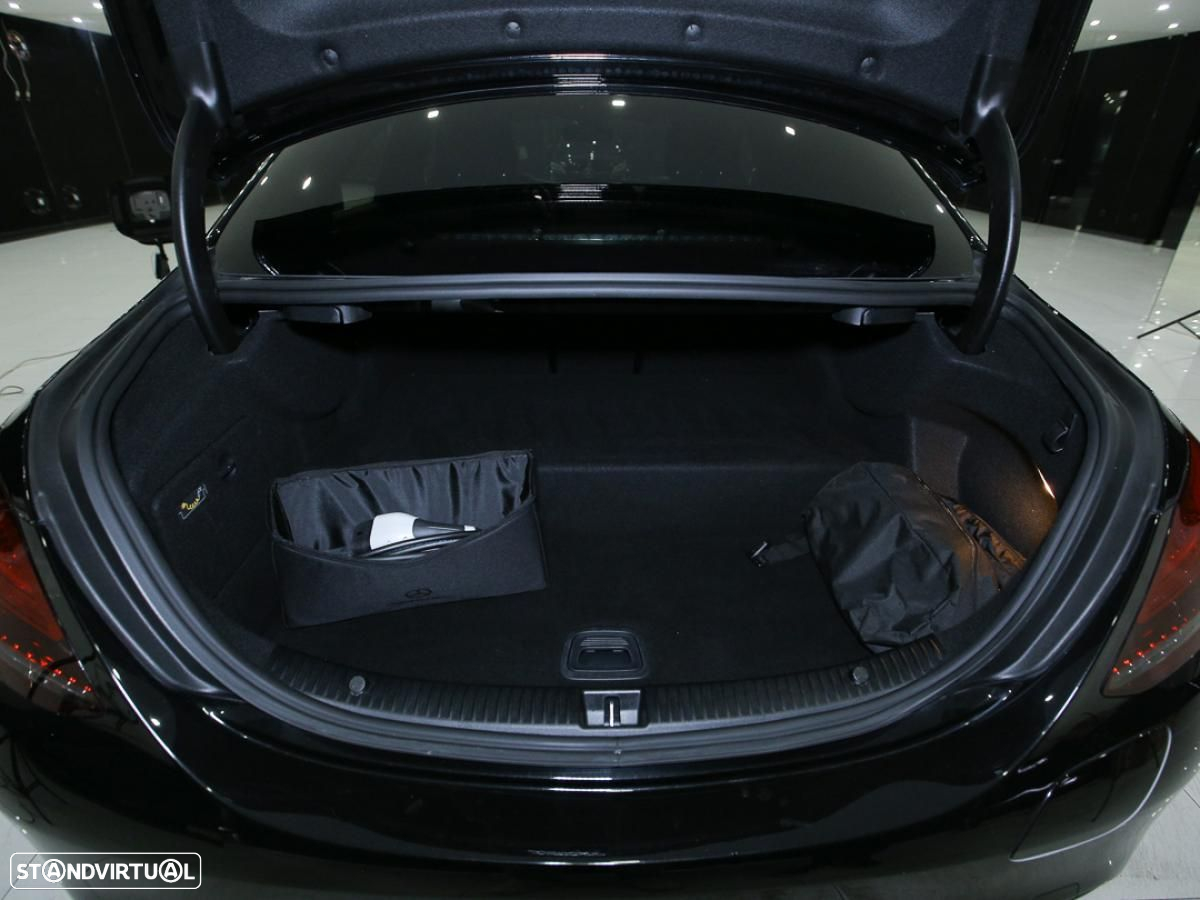 Mercedes-Benz C 300 de Avantgarde - 25
