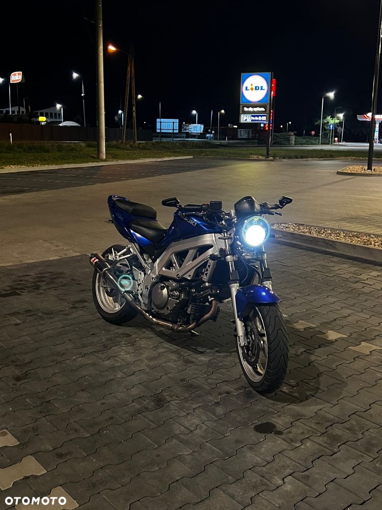 Suzuki SV - 8