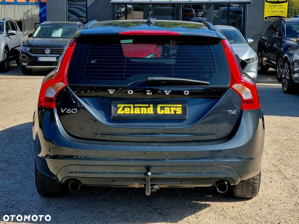 Volvo V60 T4 Geartronic Momentum - 8