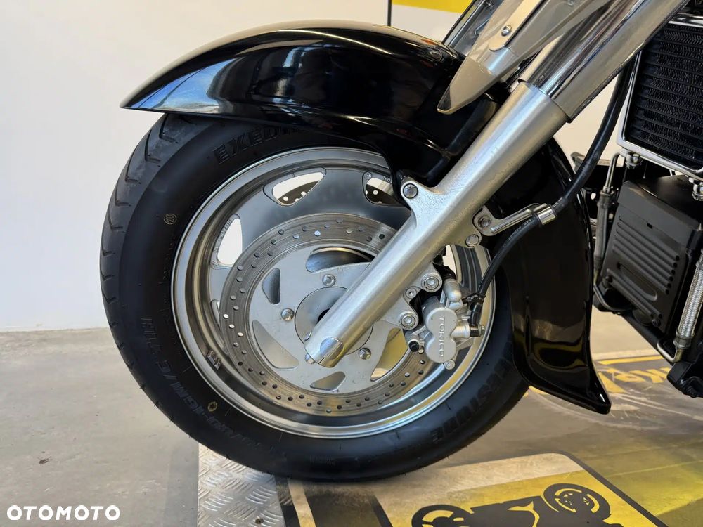 Suzuki VL 1500 Intruder LC - Boulevard C90 - 17