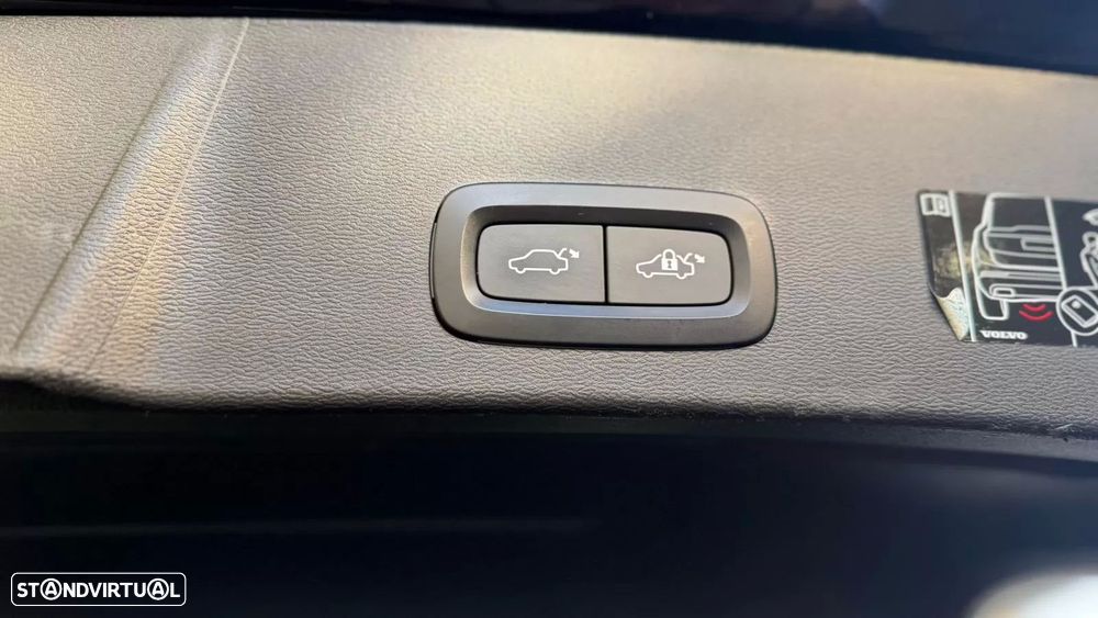 Volvo XC 40 T4 Recharge DKG RDesign - 28