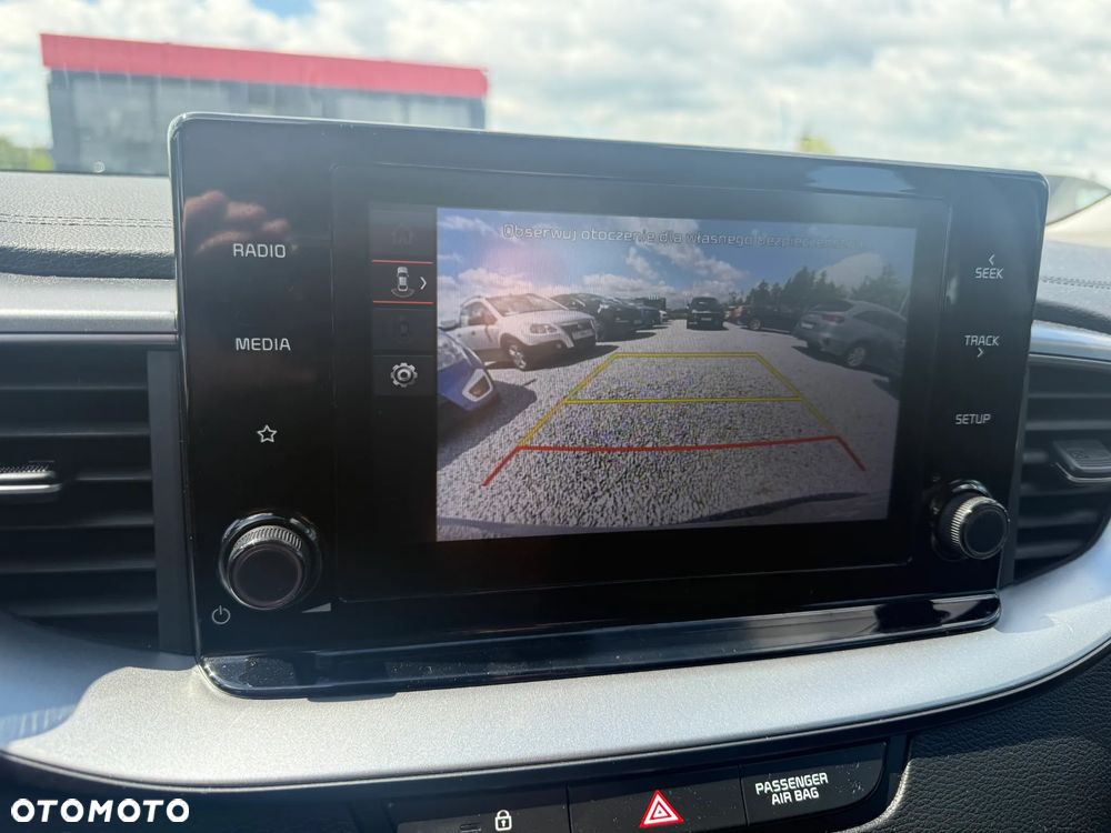Kia Ceed 1.5 T-GDI M - 13