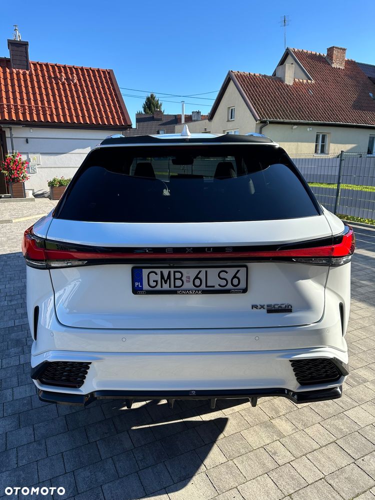 Lexus RX 500h F Sport Edition - 9