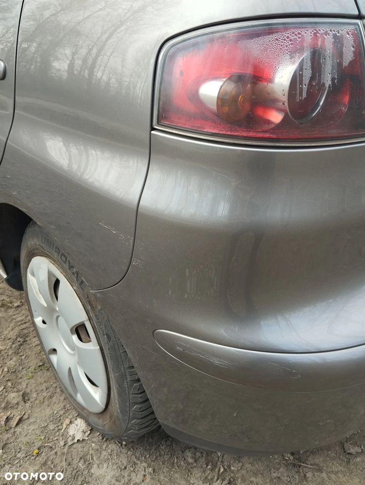 Seat Ibiza 1.4 16V Signo - 16