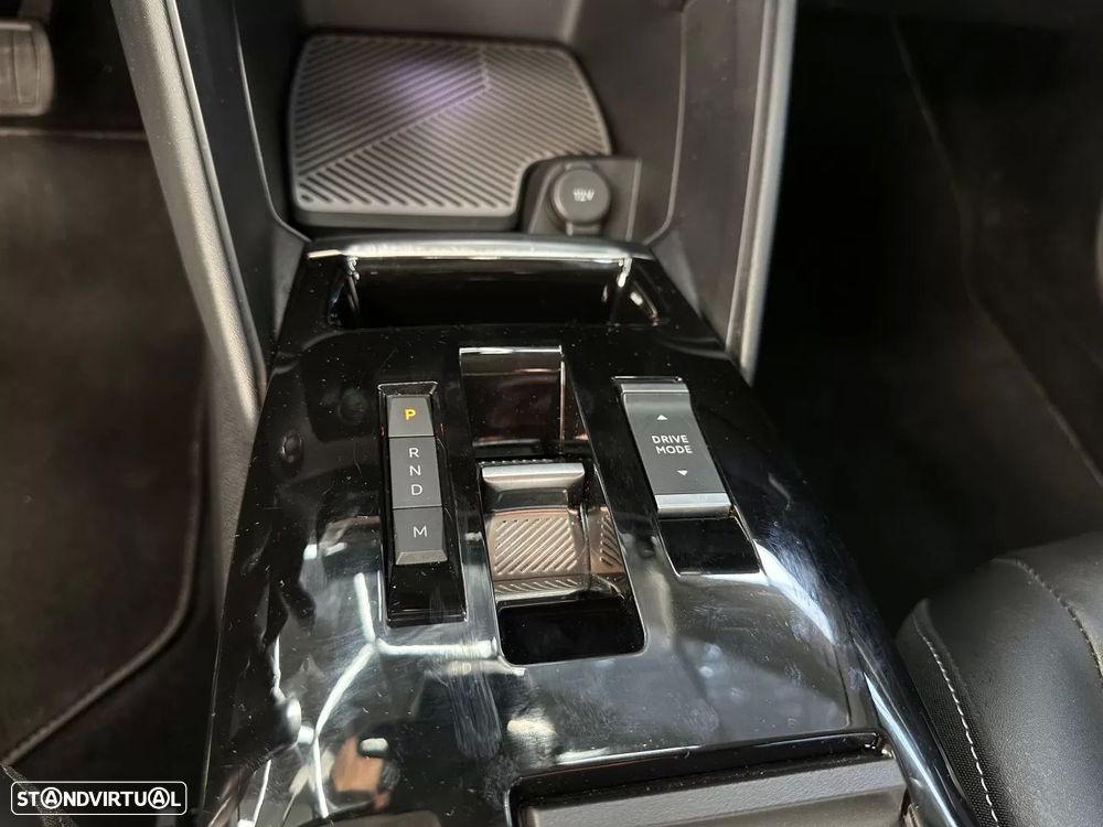 Citroën C4 PureTech 130 Stop&Start EAT8 SHINE - 33
