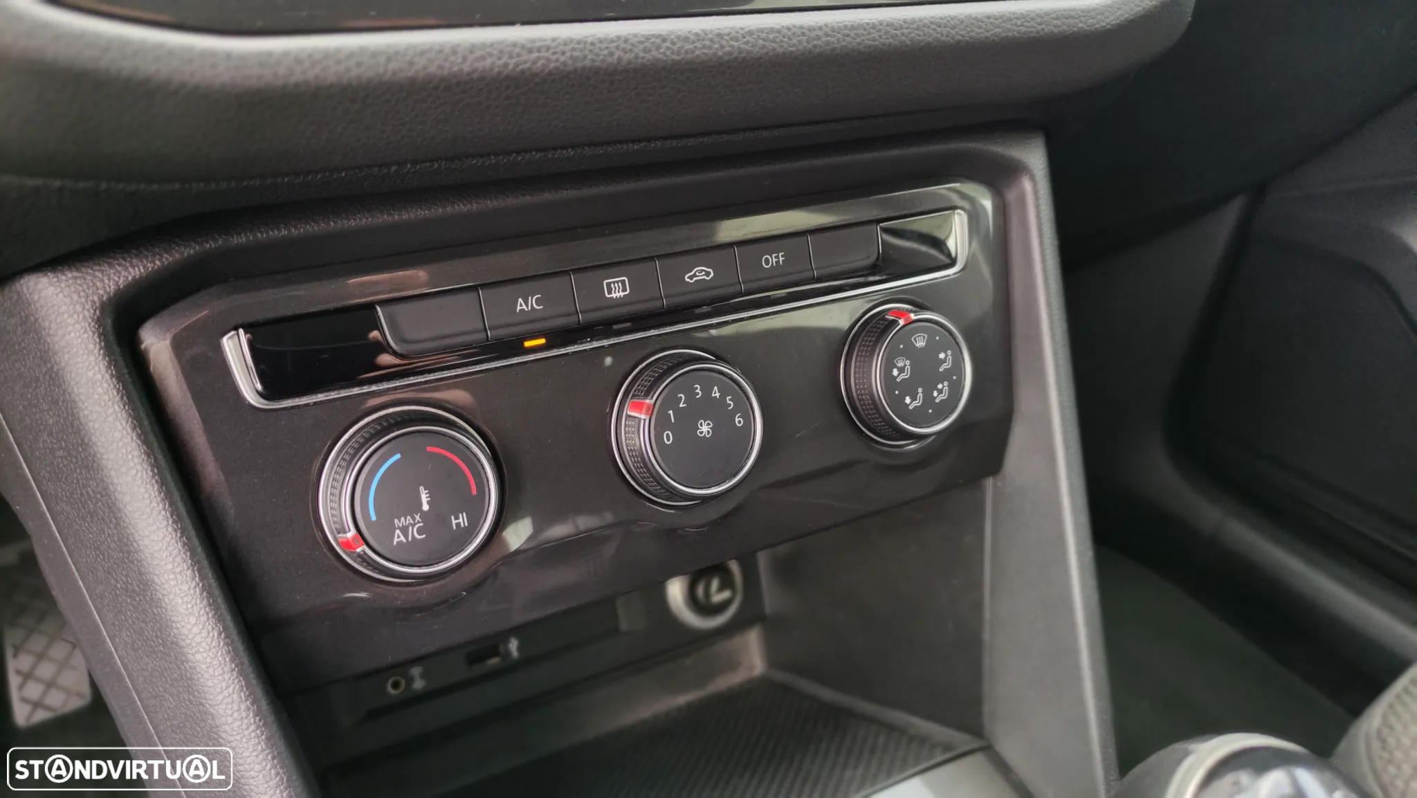 VW Tiguan 1.6 TDI Tech - 21
