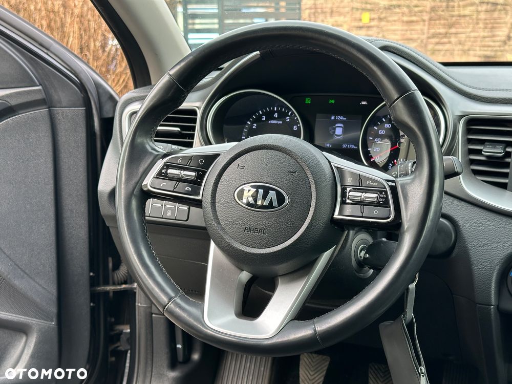 Kia XCeed 1.5 T-GDI OPF BLACK XDITION - 17