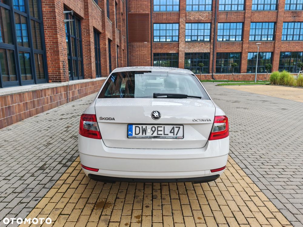 Skoda Octavia 1.6 TDI Business - 13