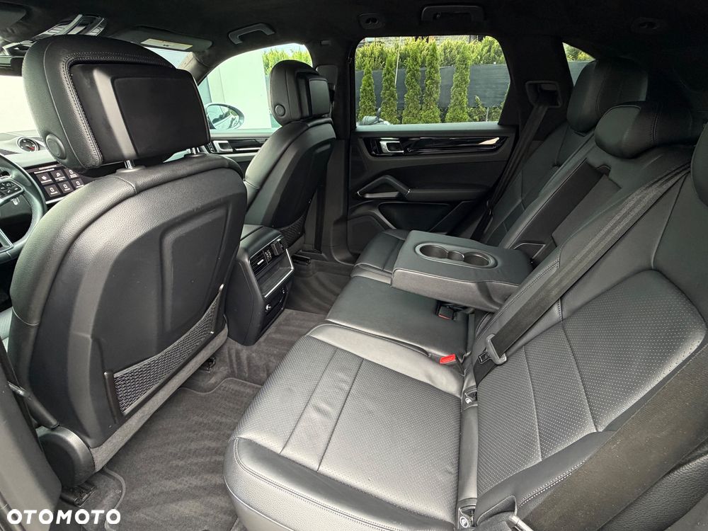 Porsche Cayenne Tiptronic S Platinum Edition - 31