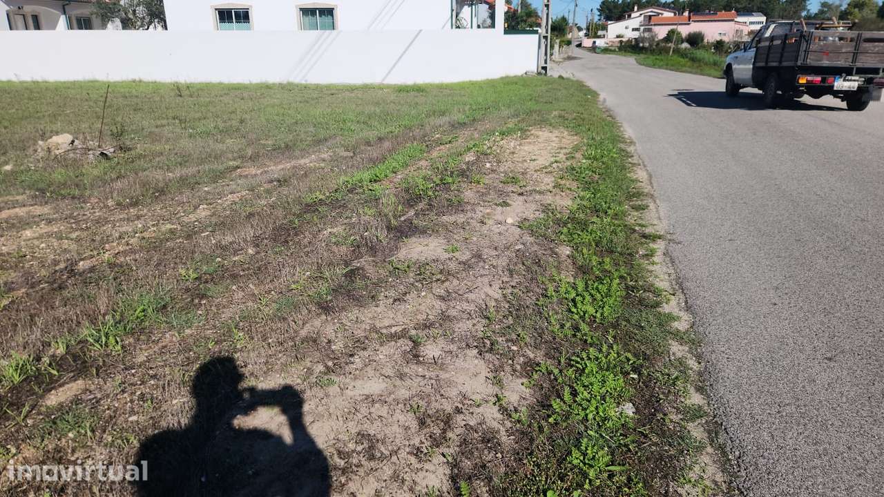 Terreno  urbano, com 2500 m2, em Carregueiras, Garcia - M. Grande - Grande imagem: 3/6