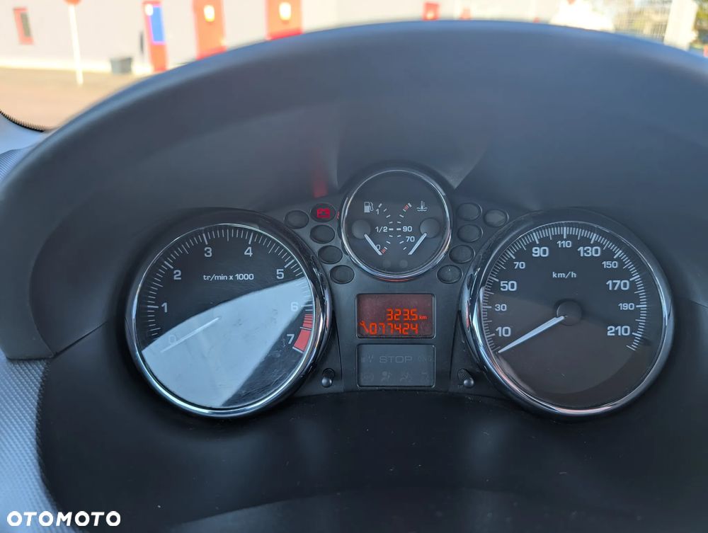 Peugeot 206 - 10