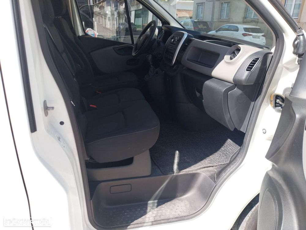 Renault Trafic 1.6 dCi L2H1 1.2T - 7