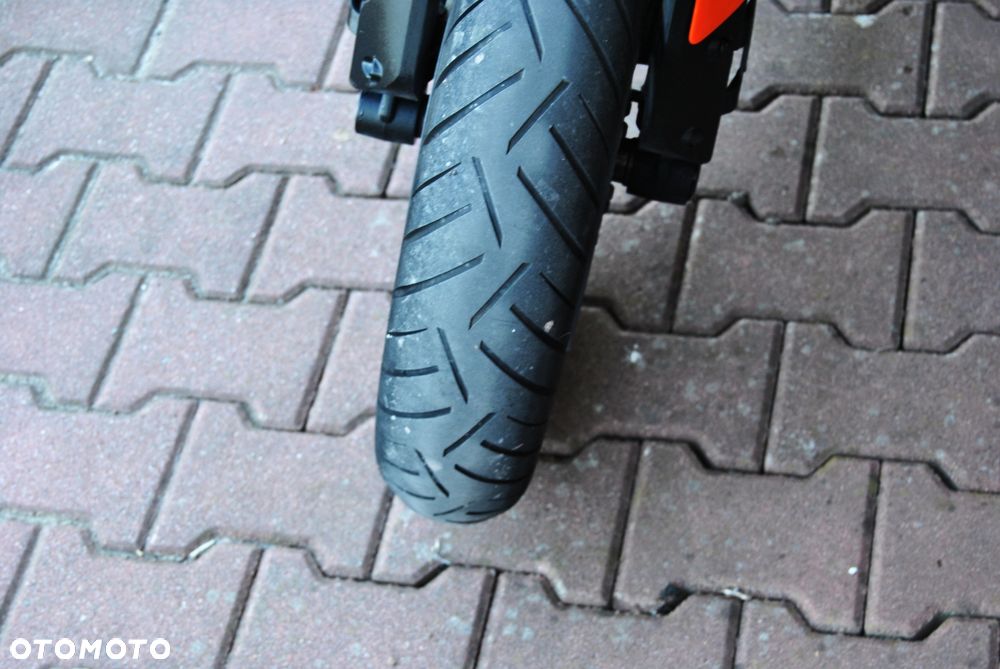 KTM Duke 790 - 7
